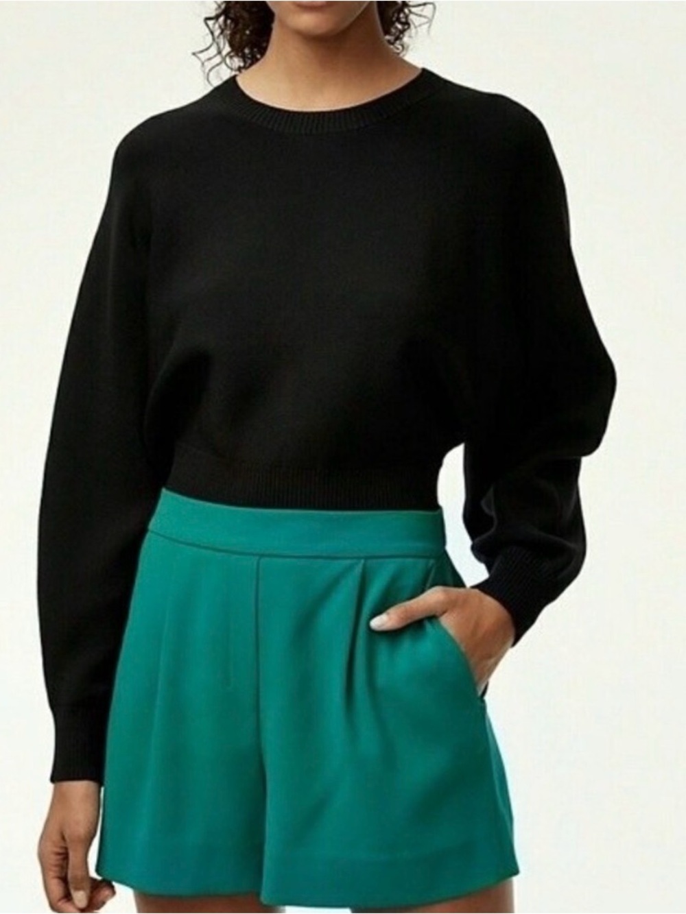 Aritzia Babaton Emerald Green Pleated High Rise Shorts - Size 2